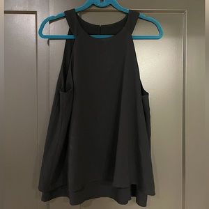 Flowy High Neck Tank w/ Cut Out L Black